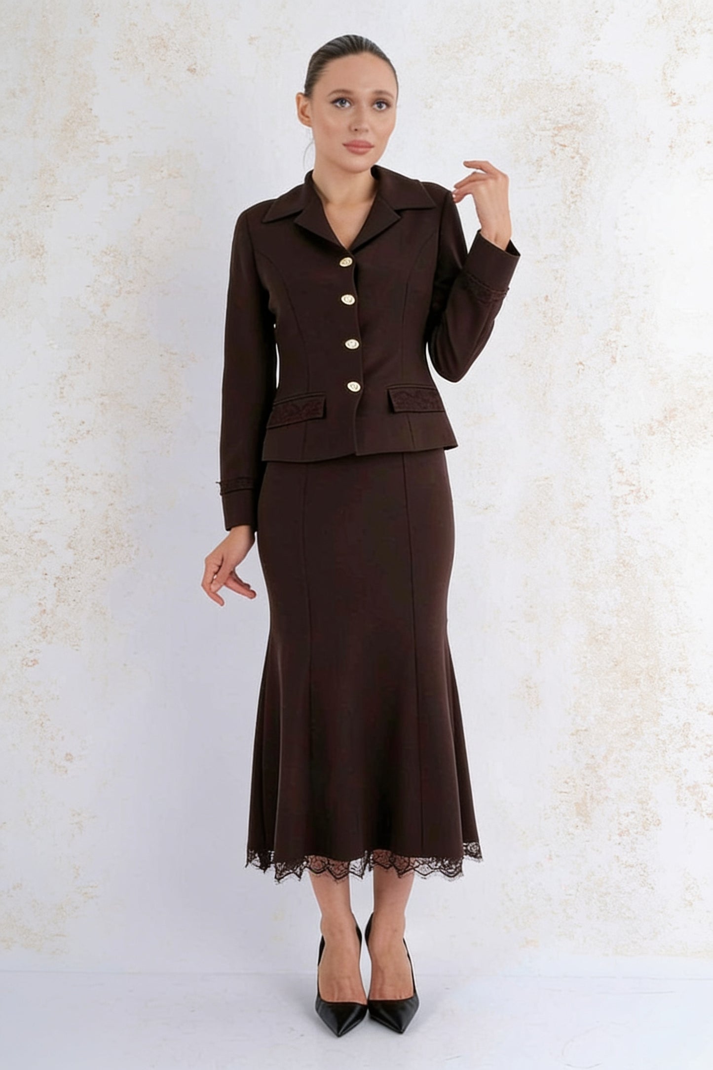 Tailleur 2 pièces blazer col revers boutons nacre jupe longue évasée ourlet dentelle - Chocolat