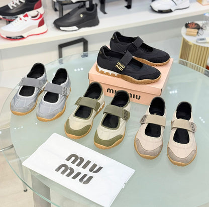 👟✨ Chaussures Miu Miu à Bride – Style Urbain et Élégance Italienne - CFT