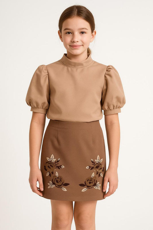 Robe Élégance Florale – Fusion de Raffinement et d’Authenticité - REFT