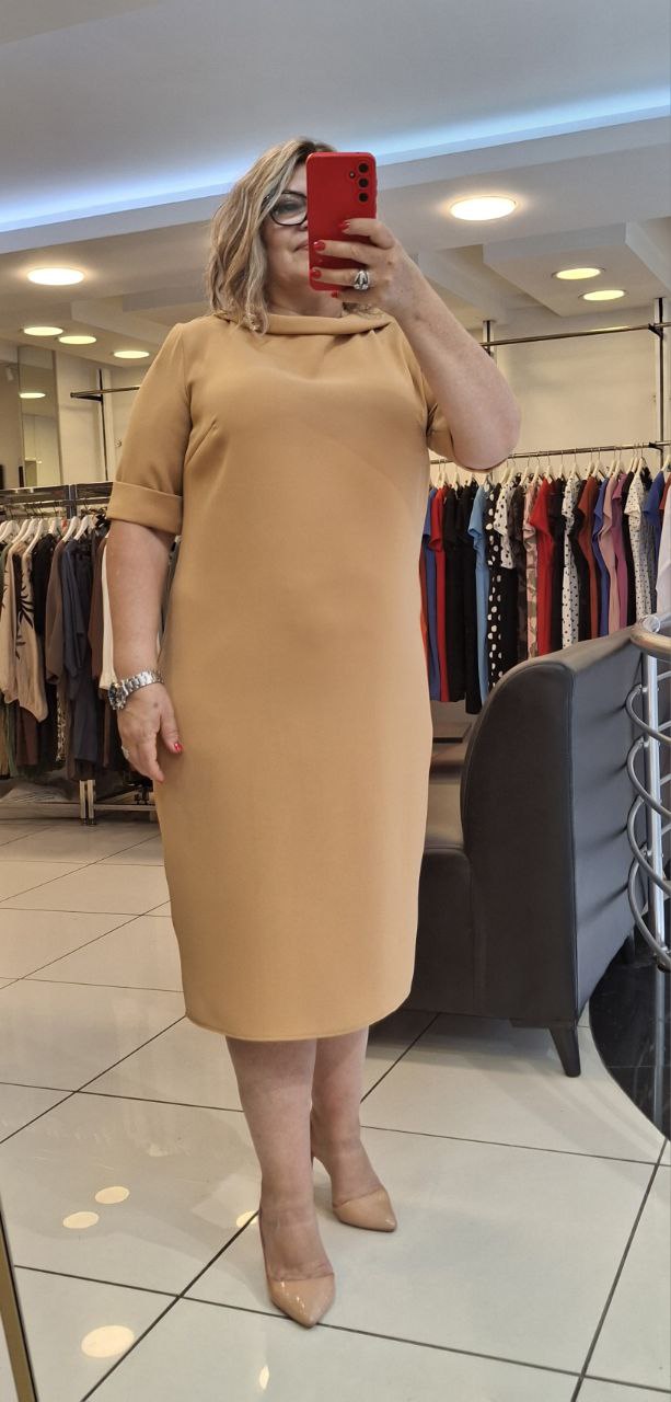 🧡 Robe Épaule Brochée – Élégance Structurée et Chaleur Moderne - RFT