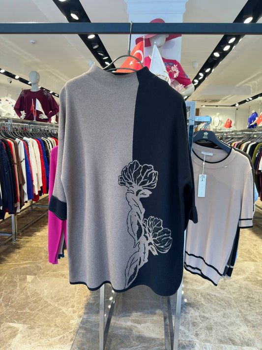 🌸 Pull Fleur Bicolore – Douceur Graphique et Élégance Décontractée - HFT