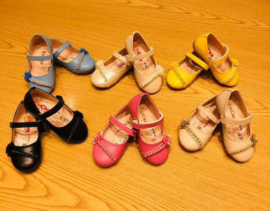 👧👞 Chaussures Enfant – Élégance Miniature et Détails Féériques - CEFT