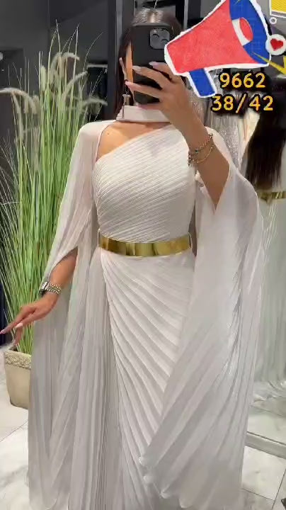 Robe de soirée plissée asymétrique avec ceinture dorée - RFT