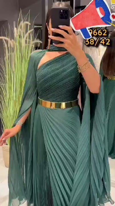 Robe de soirée plissée asymétrique avec ceinture dorée - RFT